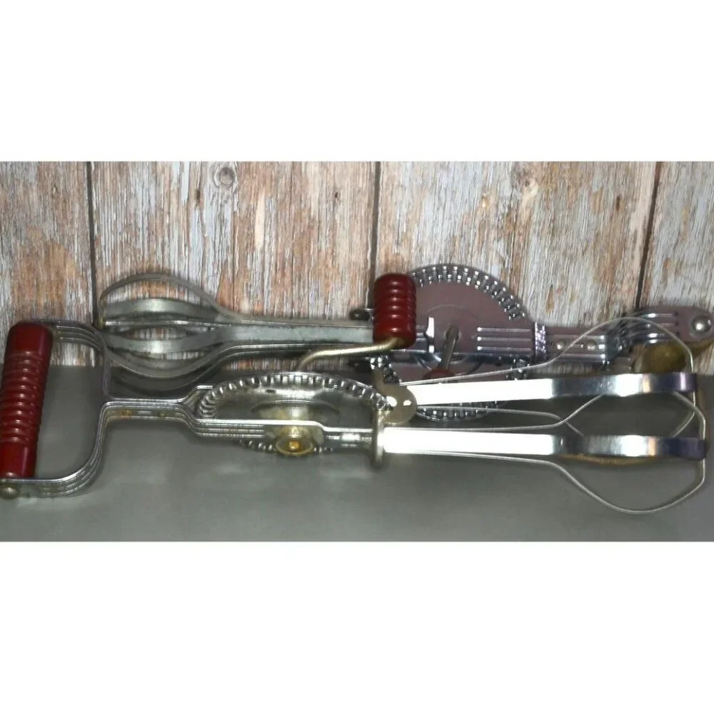 Pair Of Vintage Ekco Hi-Speed Egg Beaters Kitchen Decor Farmhouse Tools